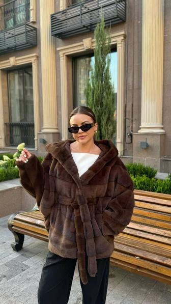 Новая эко шуба с этикеткой