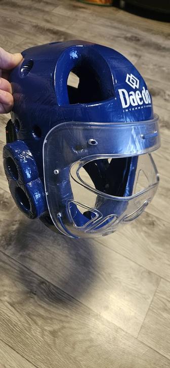 Шлем для карате.