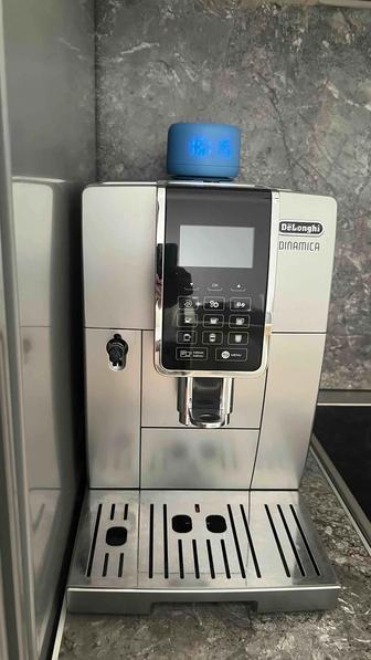 Продам кофемашина Delonghi