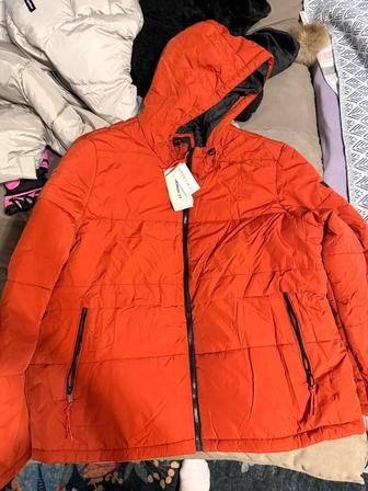 Продам куртки