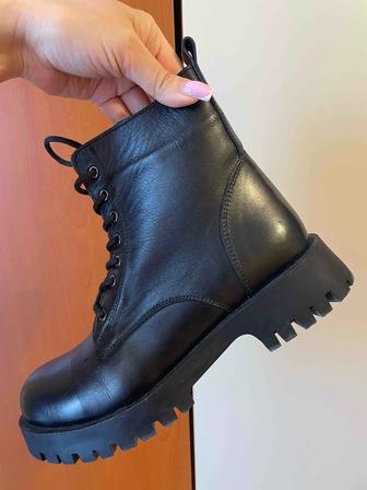 Продам новые полусапожки