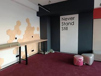 По краска стен и потолков