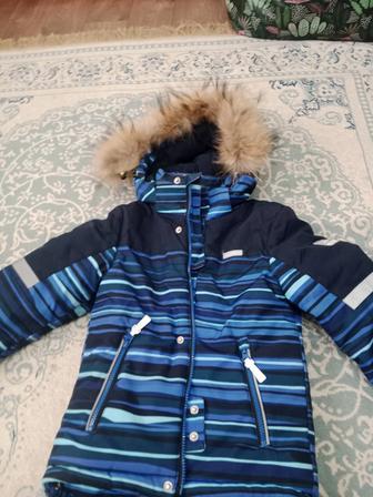 Продам куртку новую