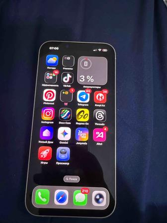 продам айфон 13