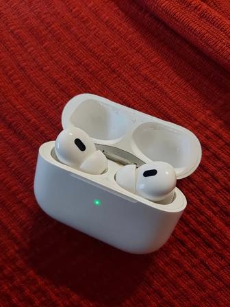 Продам airpods pro 2 в хорошем состоянии