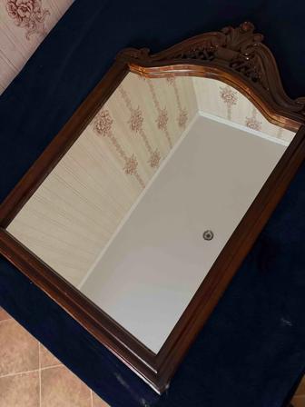 Продаю деревянное зеркало