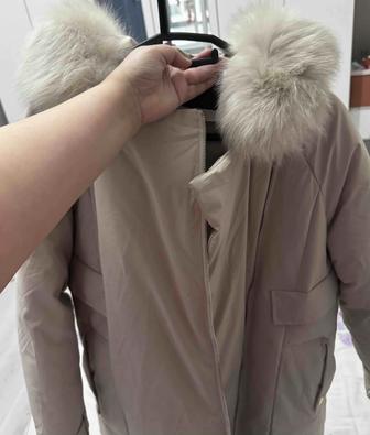 Продам зимний пуховик размер 52