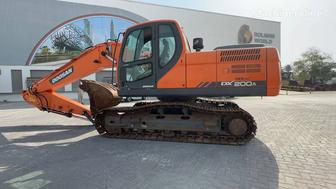 Услуги экскаватора Doosan