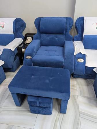 Кресло реклайнер (массаж, педикюр, наращивание и маникюр)