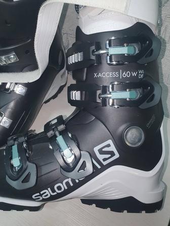 Продам лыжные ботинки