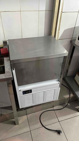 Продам Ледогенератор