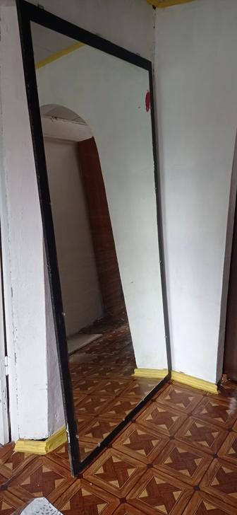 Продам большое зеркало срочно