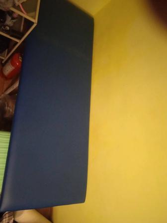 Продам кушетку