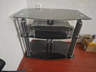 Продам тв тумбу