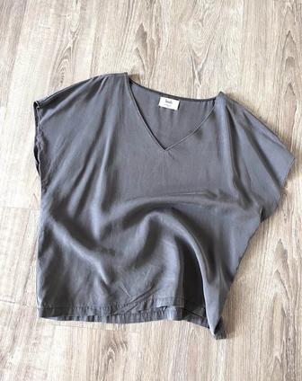 Блузка из натуральной ткани лиоцелл