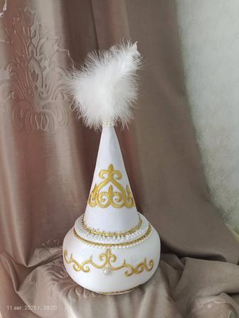 Тойбастар! Сырға салу қобдишасы, аксессуарлар, қоржындар