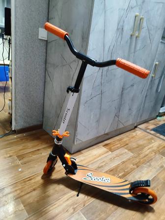 Самокат Scooter