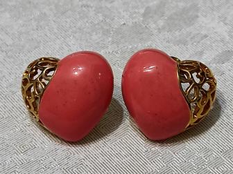Серьги - гвоздики в виде сердечек