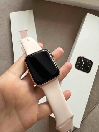 Продам Apple Watch 5 series в идеальном состоянии