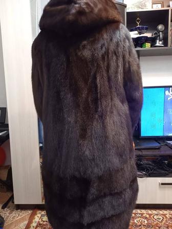 Шуба норковая с капюшоном