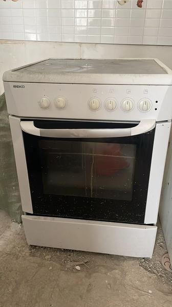 Продам э/плиту с духовкой