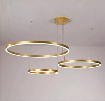 Продам люстру новую