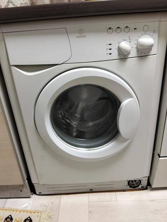 Продам стиральную машину