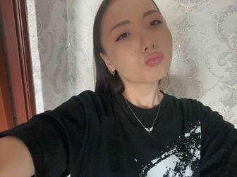 Официант / официантка