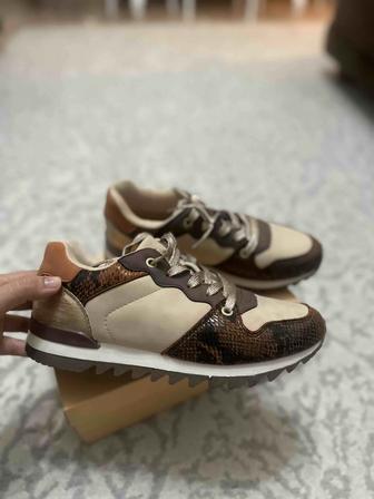 Кроссовки Menbur (Испания)