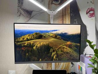Монитор Xiaomi 27 4K, кронштейн и настольная лампа с пультом