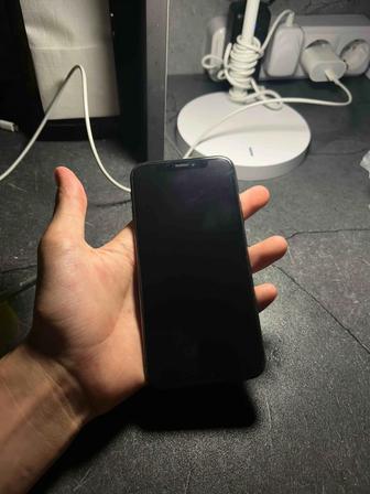 Обменяю Айфон XS 64 gb