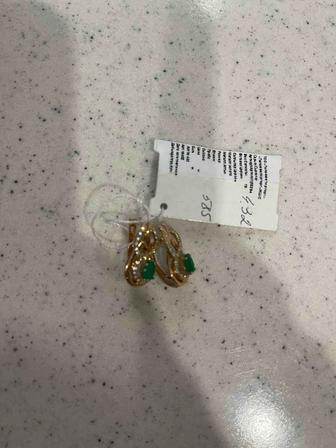 Продам золотые серьги, новые