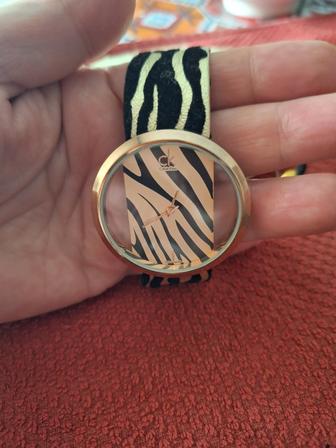 Продам женские наручные часы СК