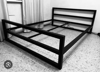 Мебель из металлического материала .