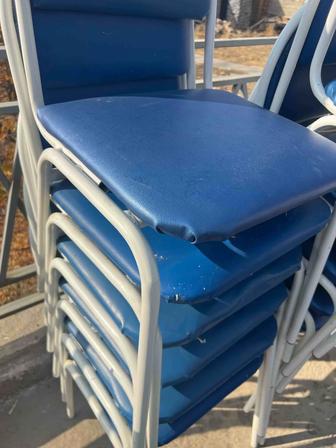 Стулья в хорошем состоянии