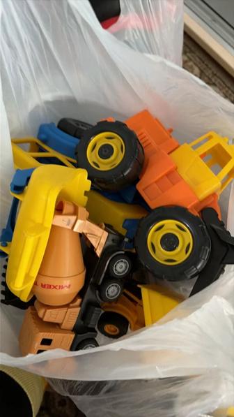 Игрушки для мальчика