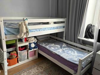 Кровать двухярусная