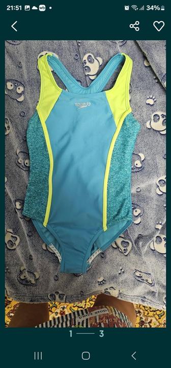 Продам купальник speedo