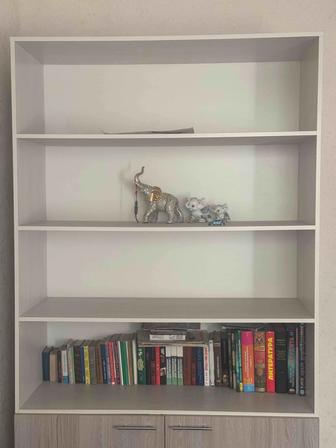 Продам шкаф