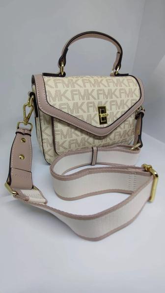 Продам новую сумку