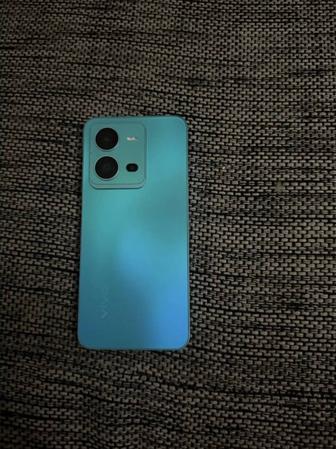 Продам телефон