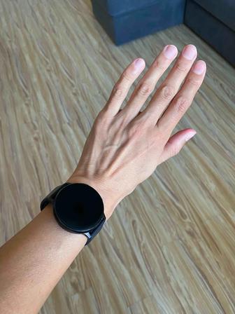Продам Samsung galaxy watch 2