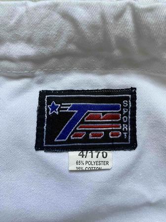 Продам кимоно в отличном состоянии