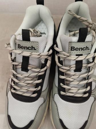 Кроссовки мужские Bench
