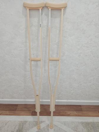 Продаю костыли