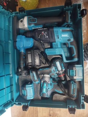 Продам набор инструментов 5 в 1 Makita