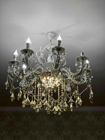 Хрустальна люстра