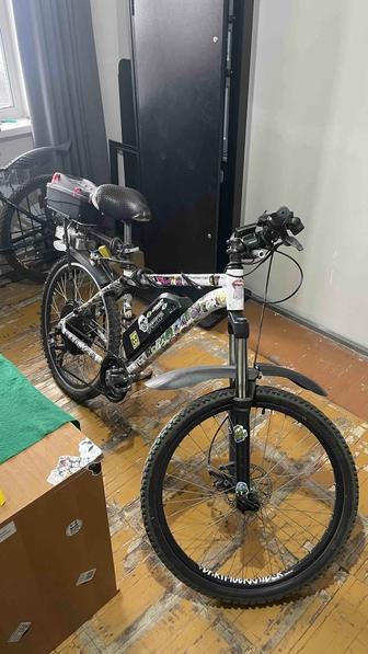 Продам электровелосипед 40 км/ч, до 15 км хода, мотор-колесо