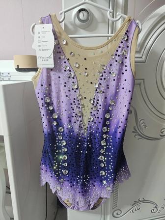 Продам гимнастический купальник