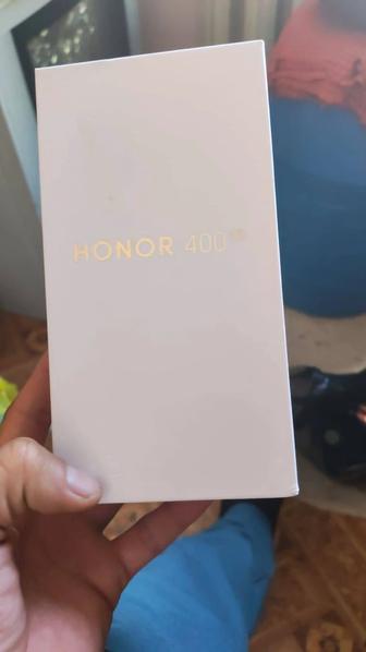Срочно продам Honor 400 512 гб
